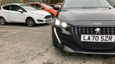 Peugeot 208 1.2 PureTech 100 Allure Premium 5dr Petrol Hatchback